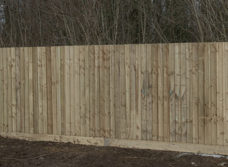 Isle of Wight close board fence example